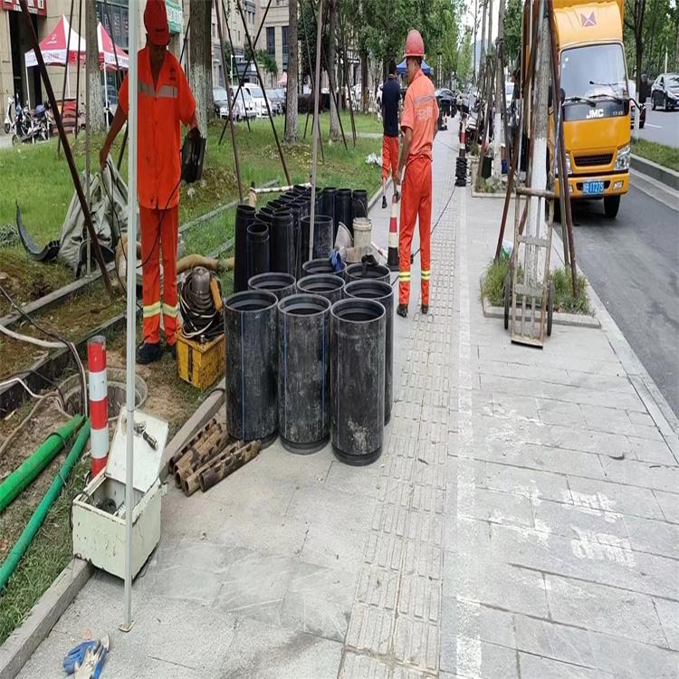 郑东管道短管置换修复